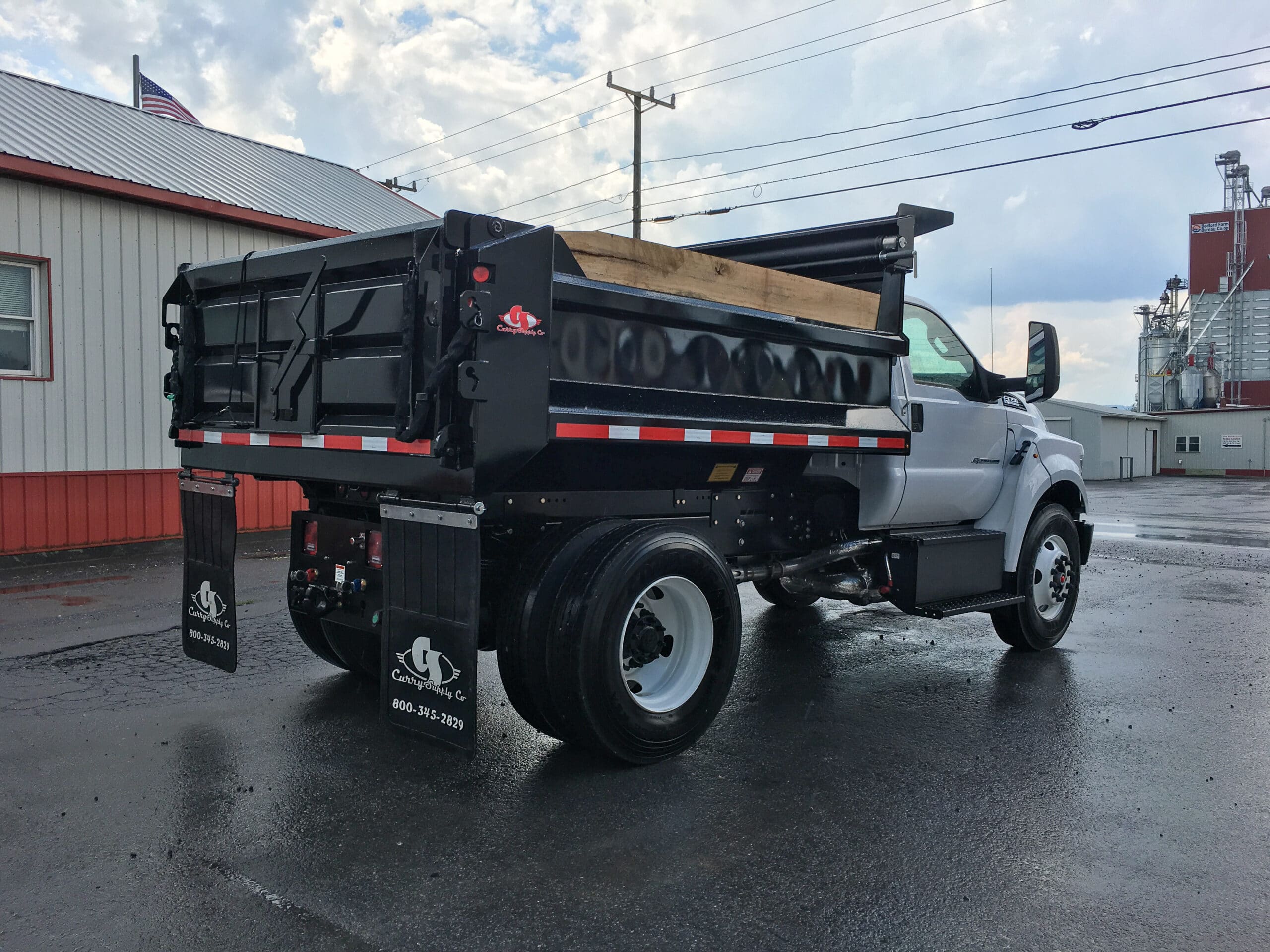 Medium Duty Dump Trucks