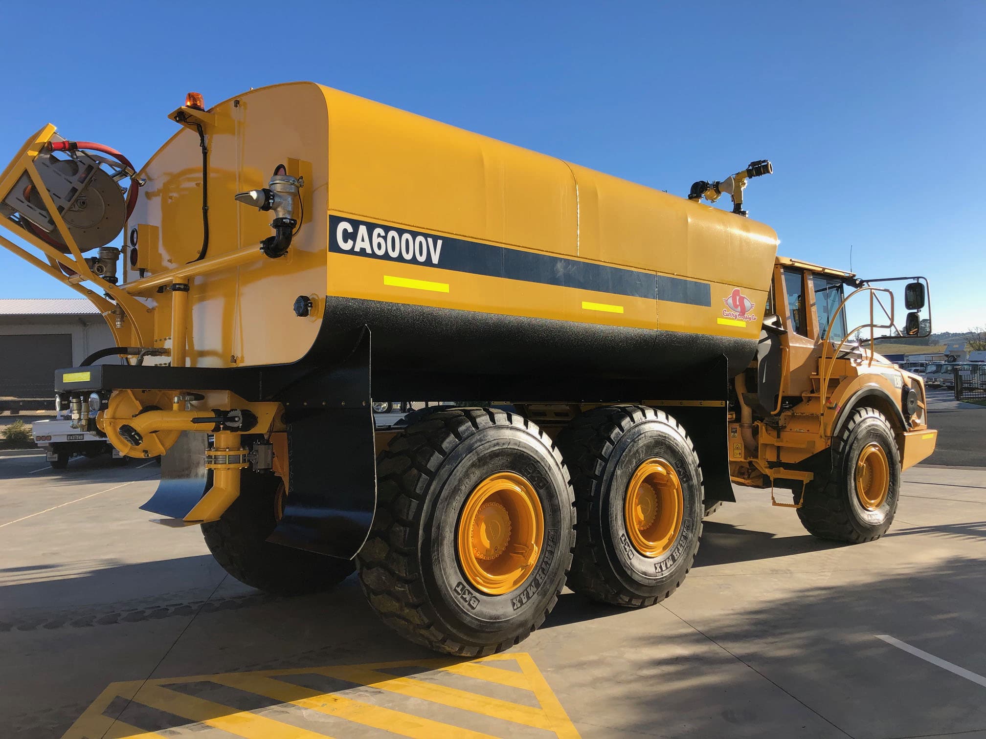 Off-Road Articulated Water Trucks