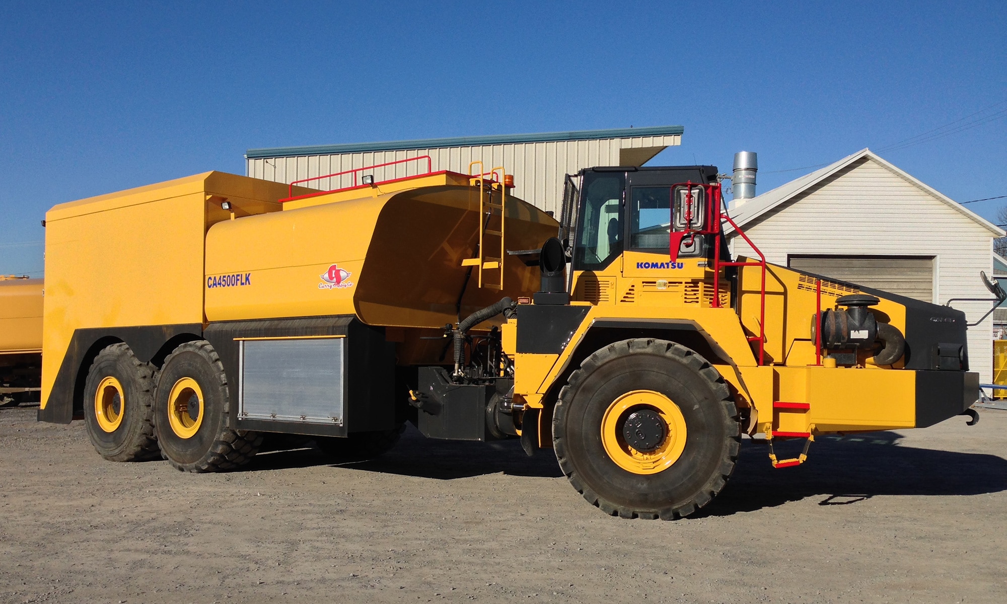 Off-Road Enclosed Fuel/Lube Truck