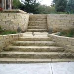 8' Iowa Buff Wall Stone