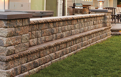 Anchor Highland Freestanding Wall