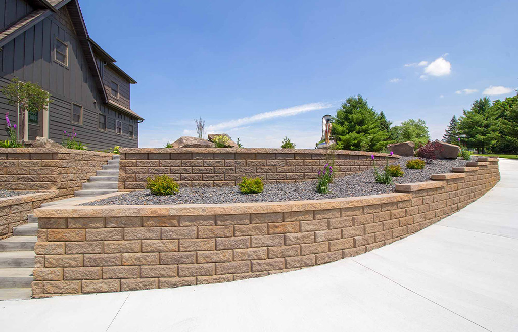 Classic Colonial Wall