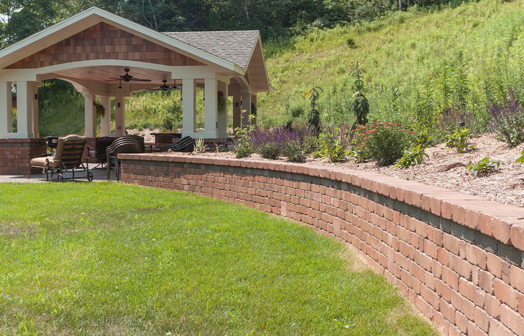 Rockwood Lakeland Wall